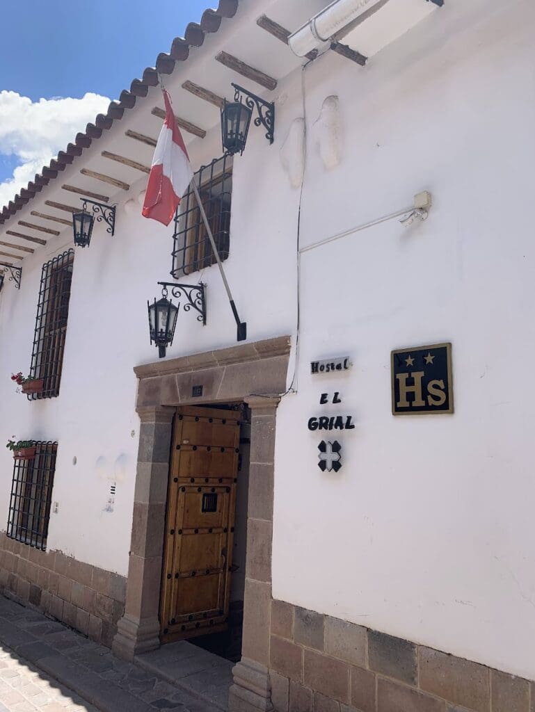 Hostal El Grial 